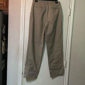 Khaki pants 30 x32 cotton polyester
